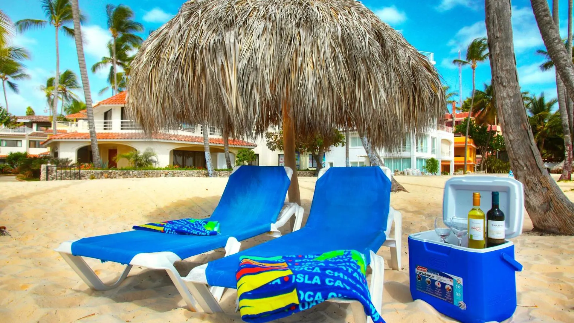 Tropicana Suites Deluxe Playa Los Corales - Wifi, Beach, Pool Punta Cana