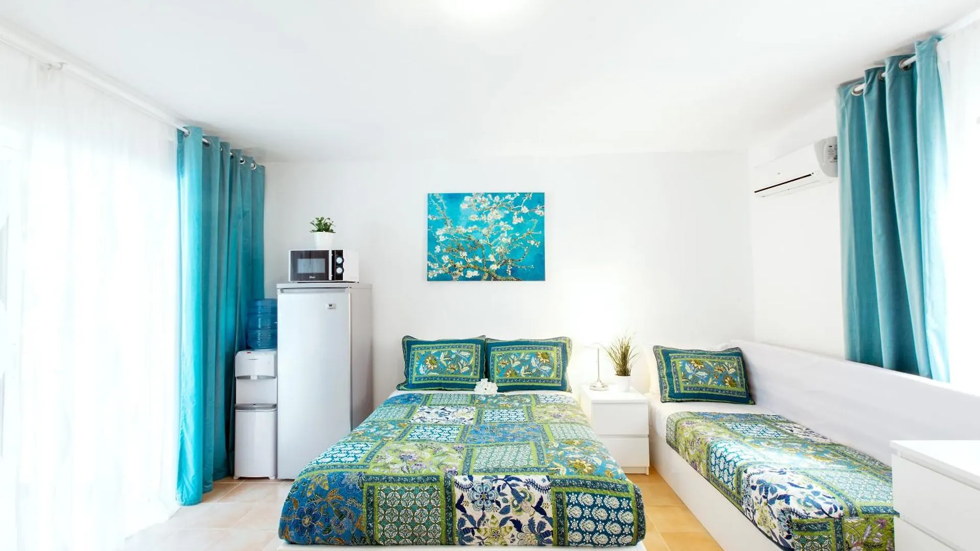 Tropicana Suites Deluxe Playa Los Corales - Wifi, Beach, Pool Punta Cana